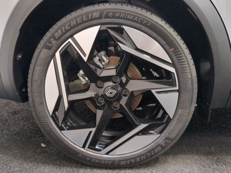 Renault Symbioz Iconic  E-Tech full hybrid 145 Neuve