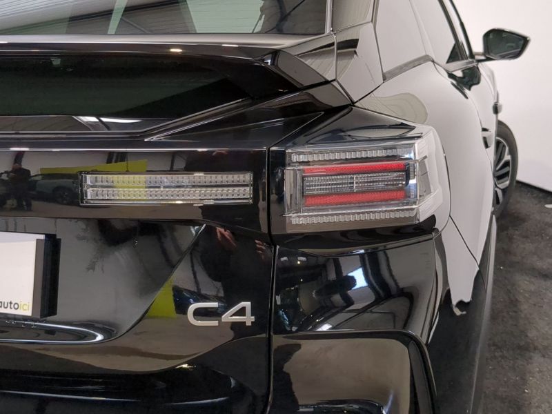 Citroën Nouvelle C4 Max  Hybride 136 e-DCS6 Neuve