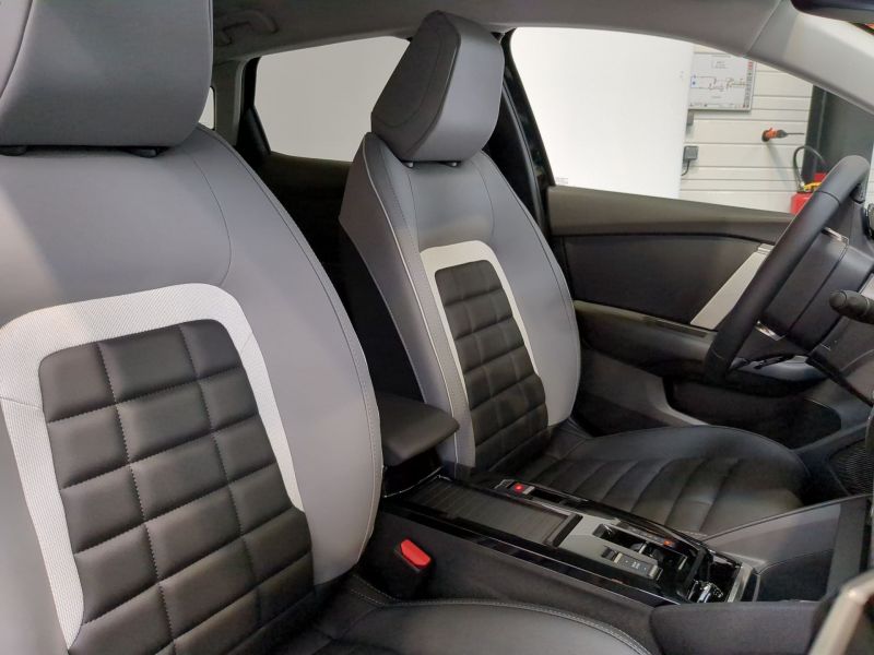 Citroën Nouvelle C4 Max  Hybride 136 e-DCS6 Neuve