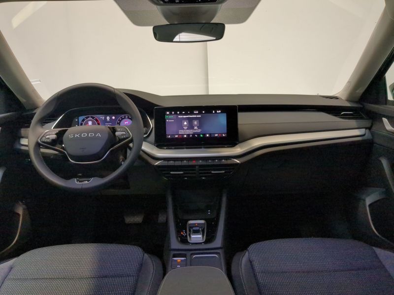 Skoda Octavia combi Selection   2.0 TDI 150 ch SCR DSG7 Neuve