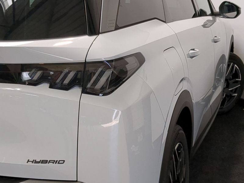 Peugeot 5008 Allure  Hybrid 145 e-DCS6 Neuve