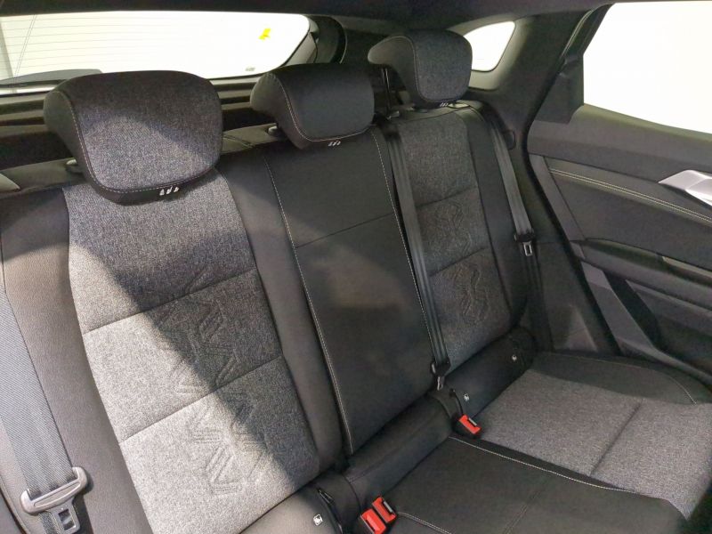 Renault Austral nouveau Techno full hybrid E-Tech 200 Neuve