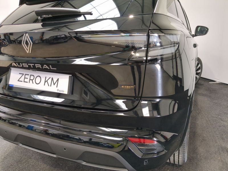 Renault Austral nouveau Techno full hybrid E-Tech 200 Neuve