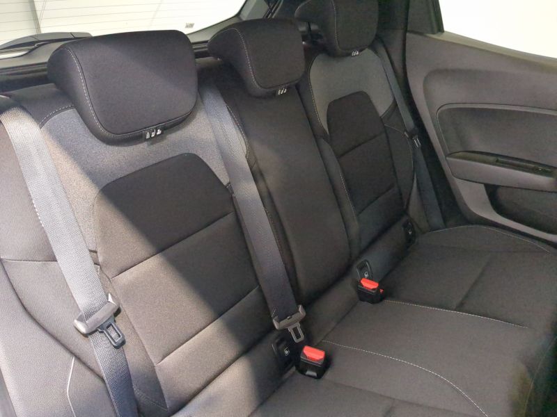 Renault Clio v Evolution dCi 100 Neuve