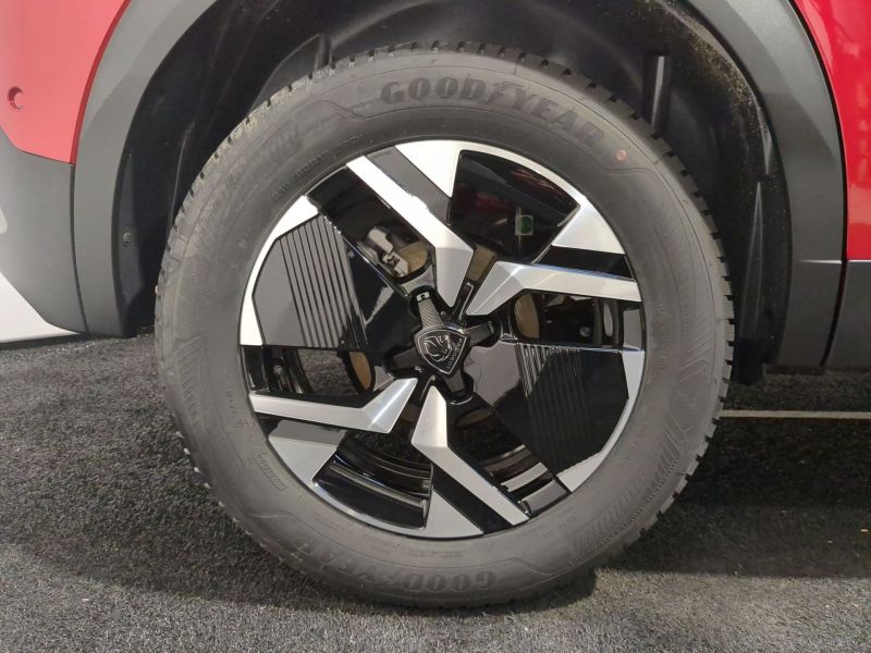 Peugeot 2008 Allure  Hybrid 145 e-DCS6 Neuve