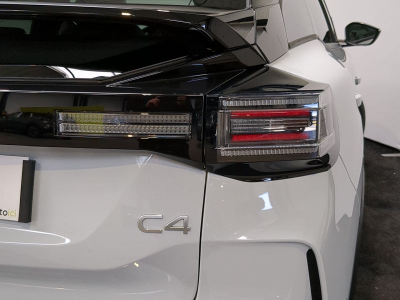 Citroën Nouvelle C4 Max  Hybride 145 e-DCS6 Neuve