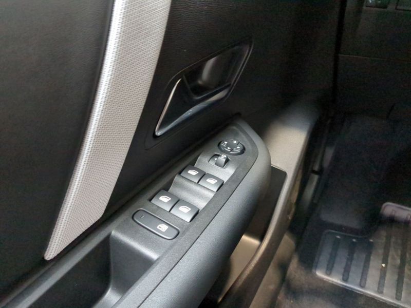 Citroën Nouvelle C4 Max  Hybride 145 e-DCS6 Neuve