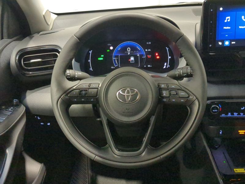 Toyota YARIS HYBRIDE Design   116h Neuve