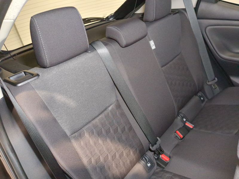 Toyota YARIS HYBRIDE Design   116h Neuve