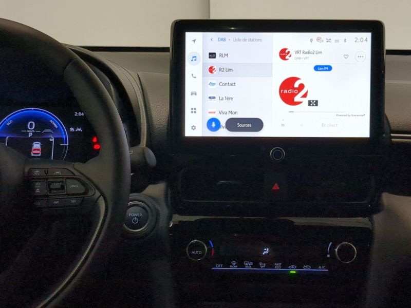 Toyota Yaris cross hybride Design    130h 2WD Neuve