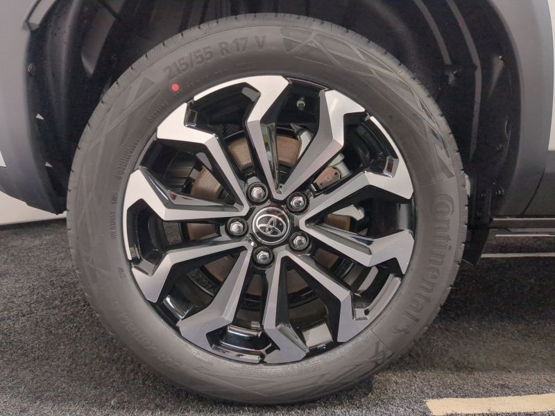 Toyota Yaris cross hybride Design    130h 2WD Neuve