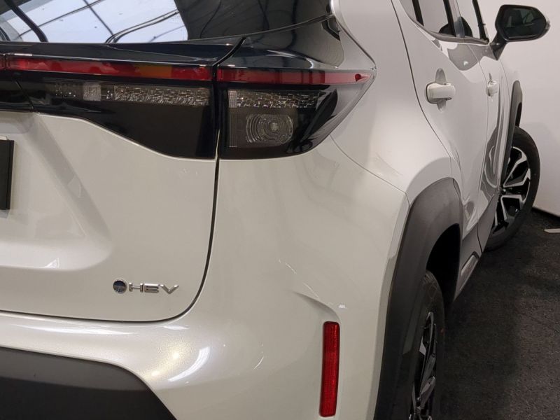 Toyota Yaris cross hybride Design    130h 2WD Neuve