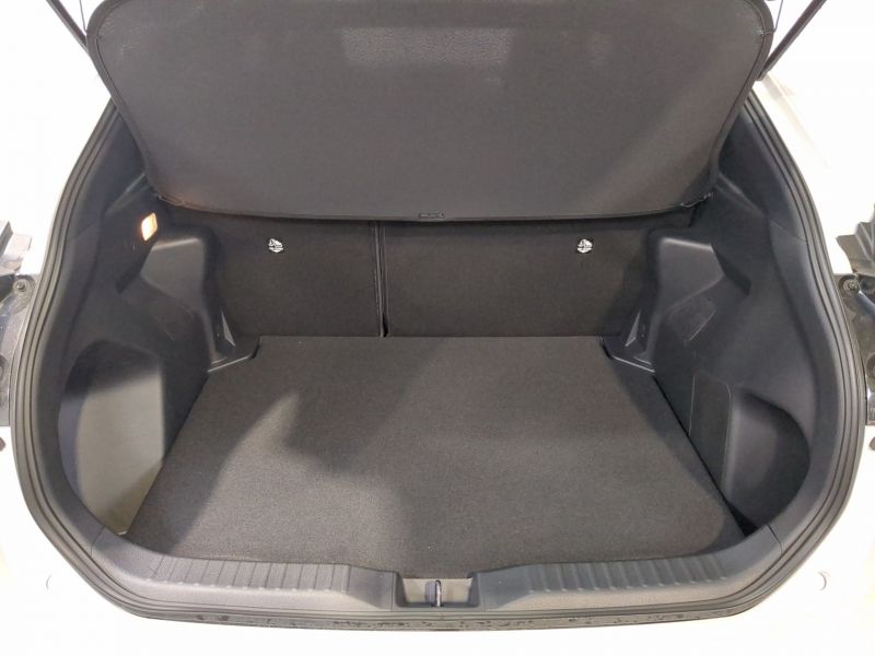 Toyota Yaris cross hybride Design    130h 2WD Neuve