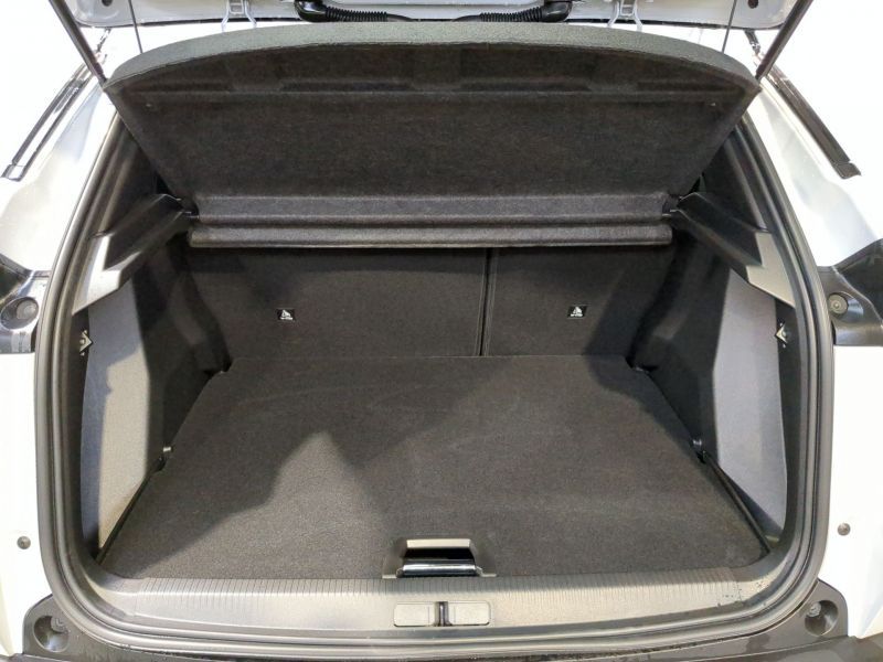 Peugeot 2008 GT  Hybrid 145 e-DCS6 Neuve