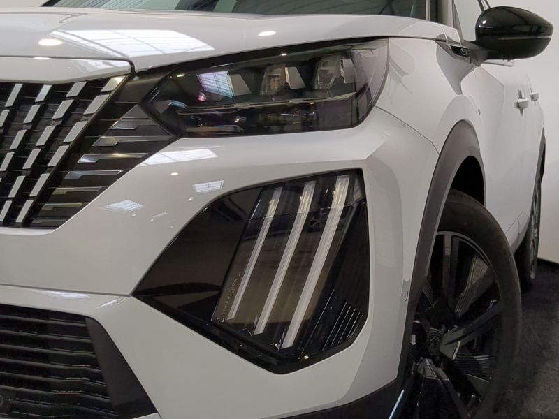 Peugeot 2008 GT  Hybrid 145 e-DCS6 Neuve