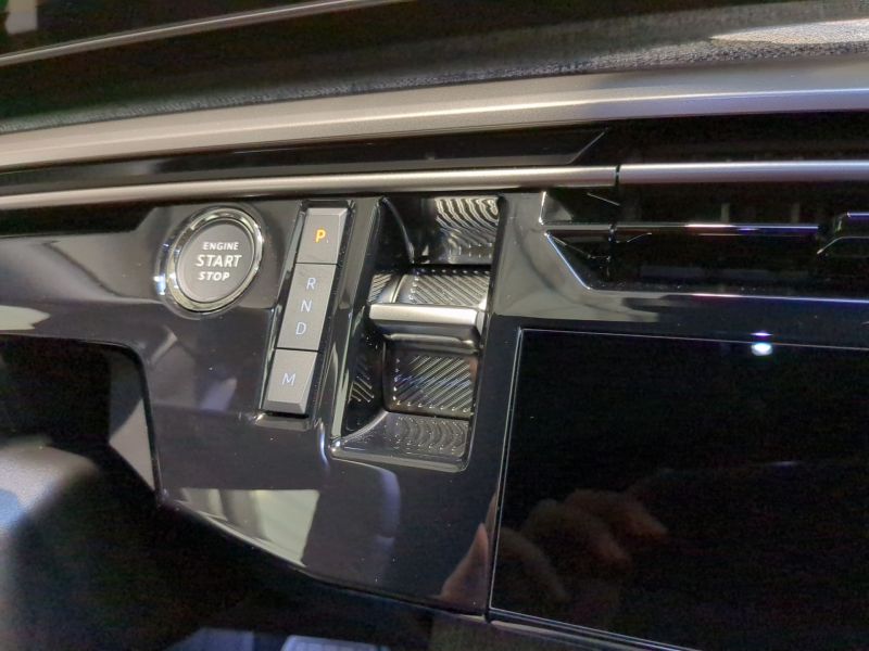 Peugeot 3008 Allure  Hybrid 145 e-DCS6 Neuve