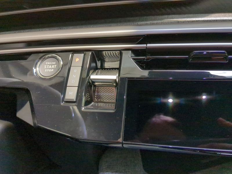 Peugeot 3008 Allure  Hybrid 145 e-DCS6 Neuve