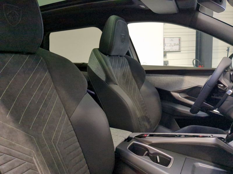 Peugeot 5008 GT  Hybrid 145 e-DCS6 Neuve