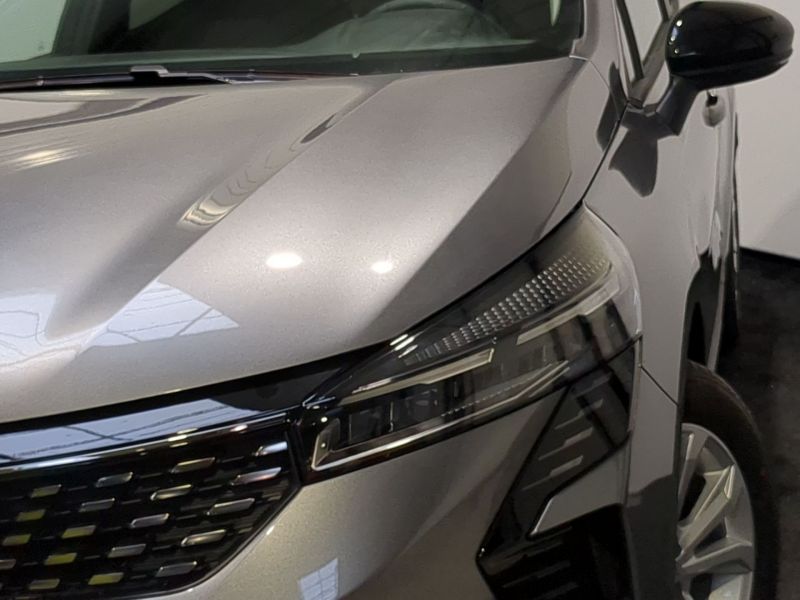 Renault Clio v Evolution dCi 100 Neuve