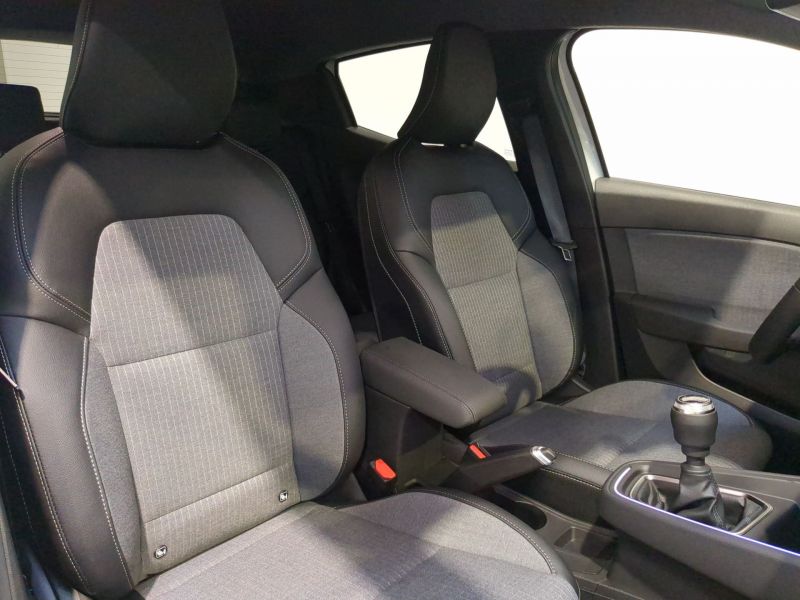 Renault Clio v Techno TCe 90 ch Neuve