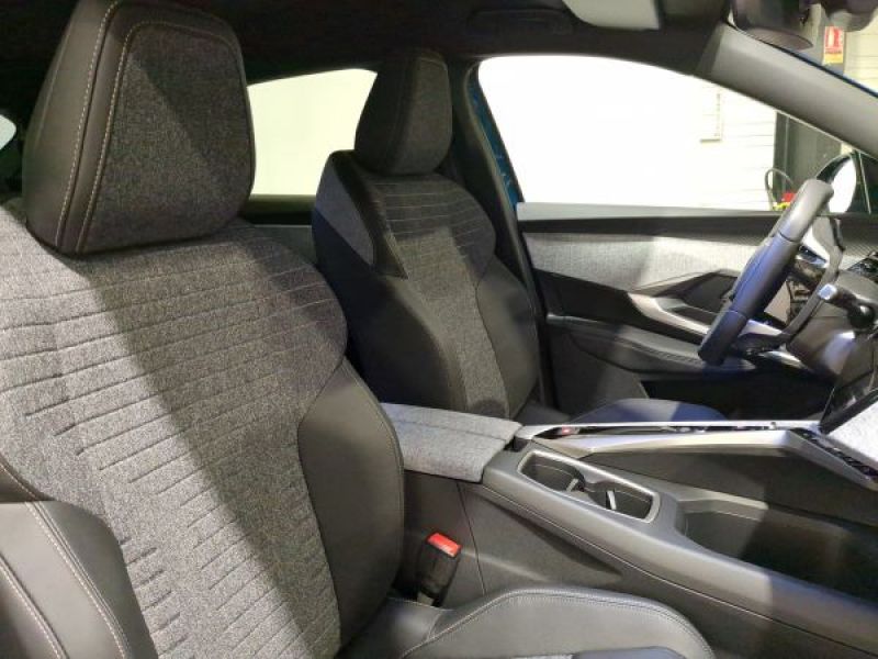 Peugeot 3008 Allure  Hybrid 145 e-DCS6 Neuve