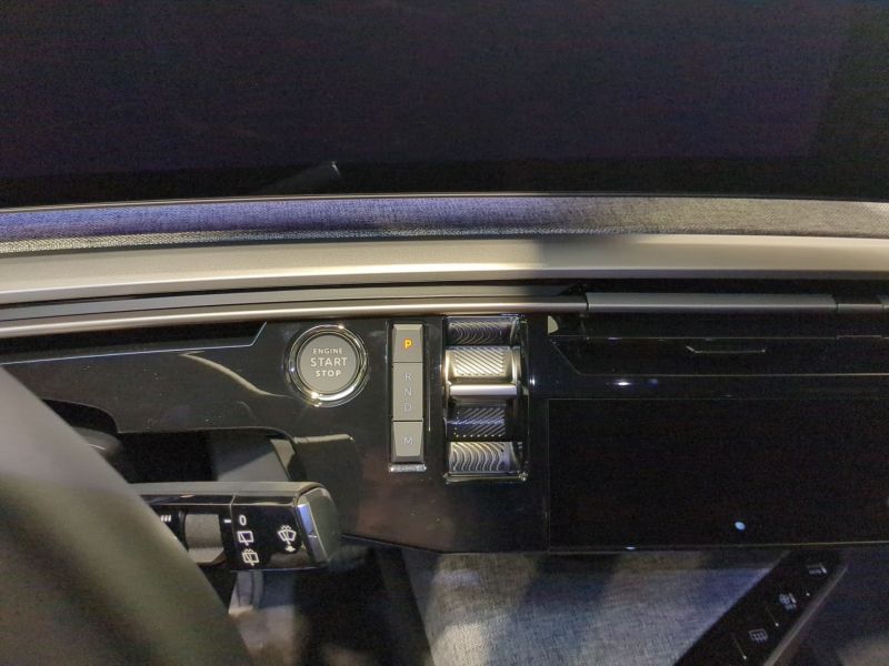 Peugeot 5008 Allure  Hybrid 145 e-DCS6 Neuve