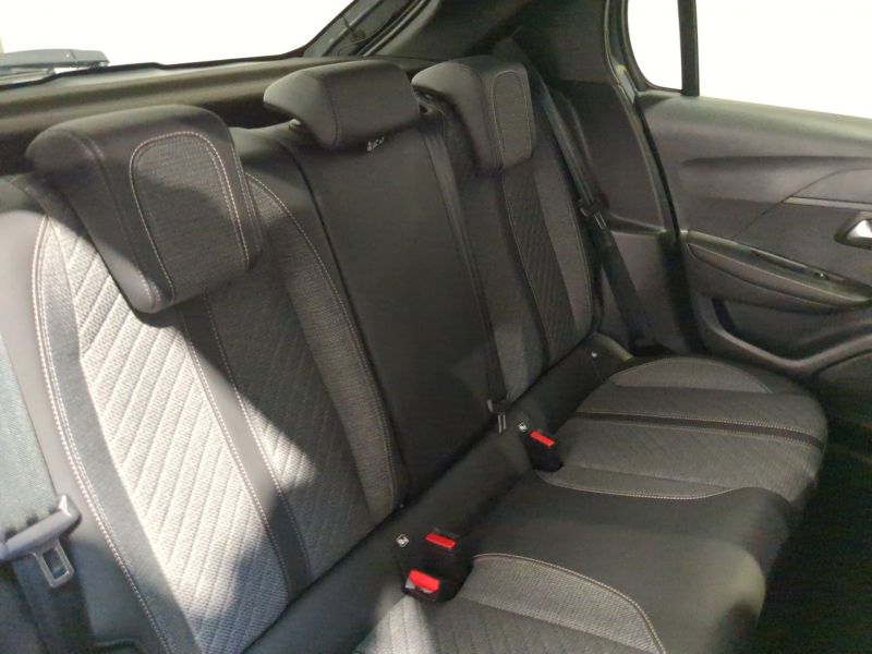 Peugeot 208 Allure Hybrid 100 e-DCS6 Occasion