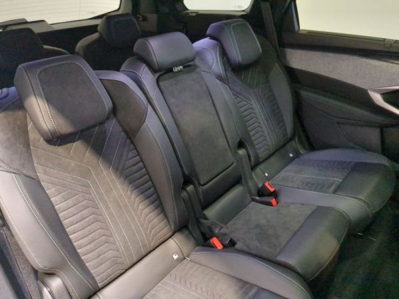 Peugeot 5008 GT  Hybrid 145 e-DCS6 Neuve