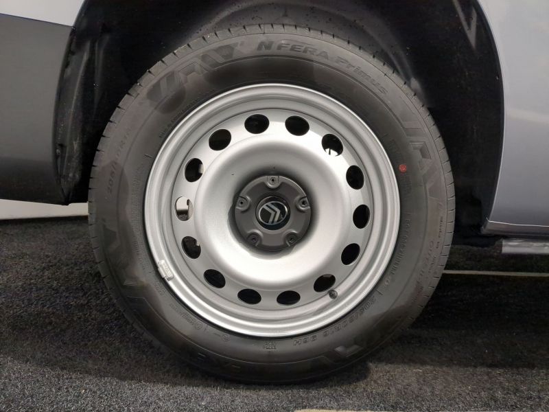 Citroën Berlingo van -   XL DIESEL 130 CH AUTOMATIQUE Neuve