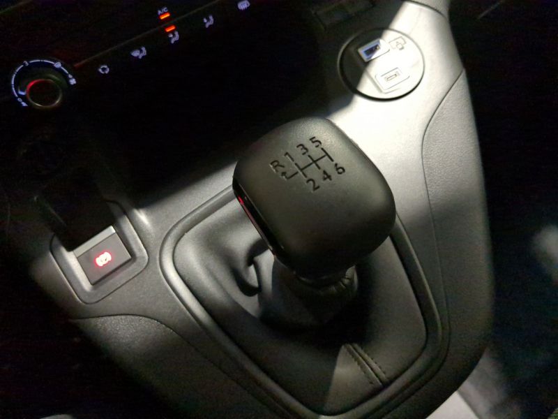 Peugeot Partner fourgon -   M DIESEL 100 CH MANUELLE Neuve