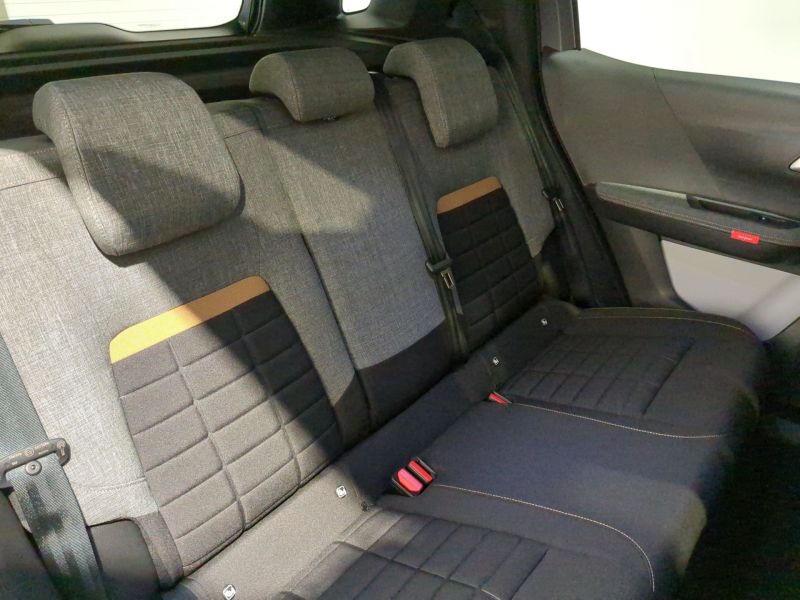 Citroën C3 AIRCROSS Plus   Hybride 145 e-DCS6 Neuve