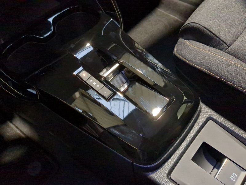 Citroën C3 AIRCROSS Plus   Hybride 145 e-DCS6 Neuve