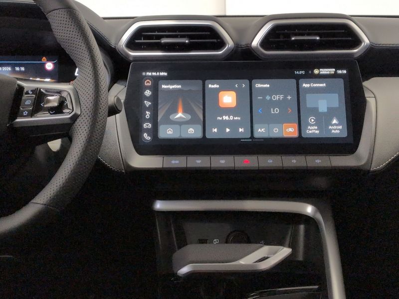 MG Zs Luxury  1.5 L Hybrid+ 197 ch Neuve